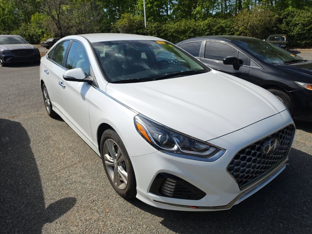 Used 2019 Hyundai Sonata SEL image 2