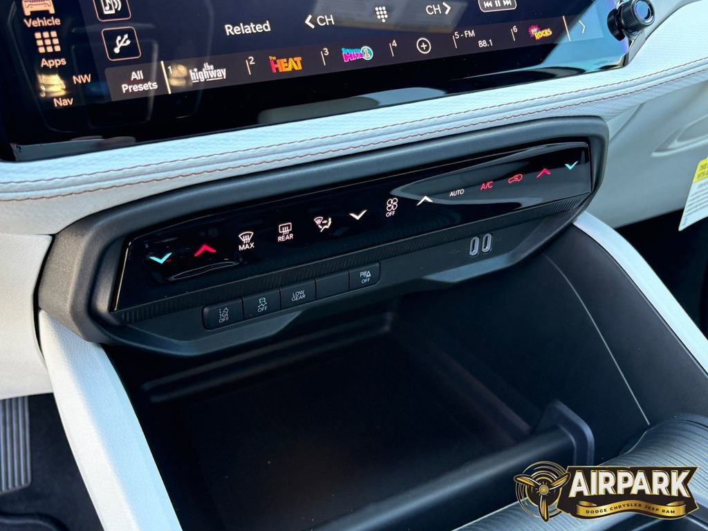 New 2026 Jeep Cherokee Limited image 17