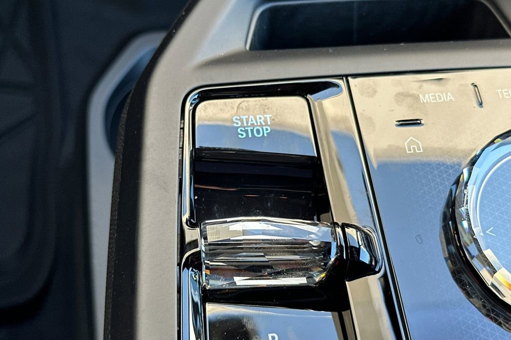 New 2026 BMW iX M70 AWD/4WD image 26
