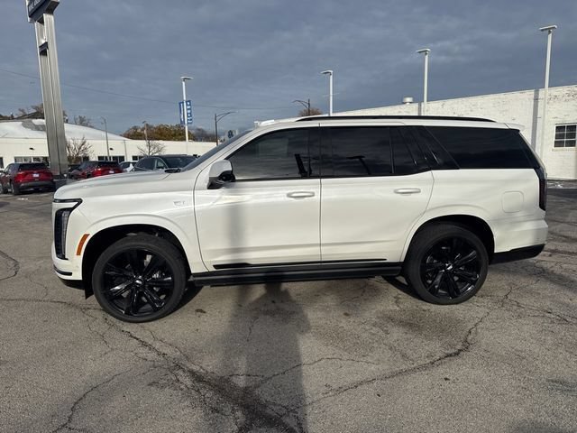 Certified 2025 Cadillac Escalade Sport Platinum w/ LPO, Floor Liner Package AWD/4WD image 2