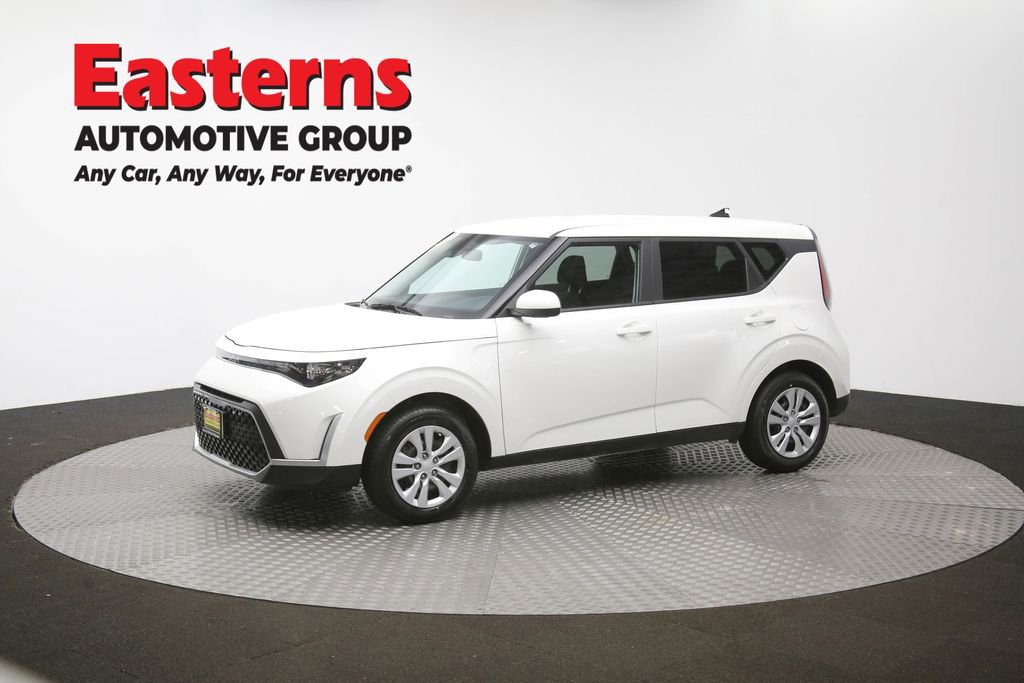 Used 2025 Kia Soul LX FWD image 57