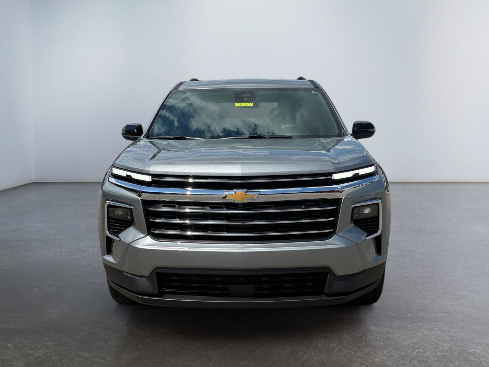Used 2026 Chevrolet Traverse LT w/ LPO, Floor Liner Package FWD image 8