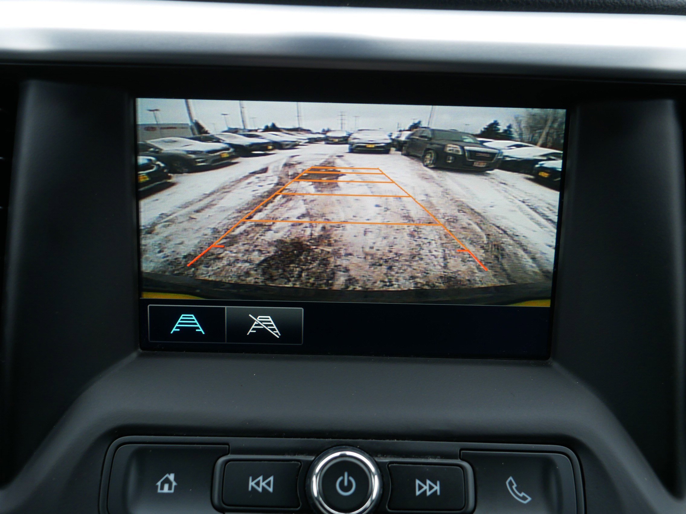 Used 2017 GMC Acadia SLE image 27