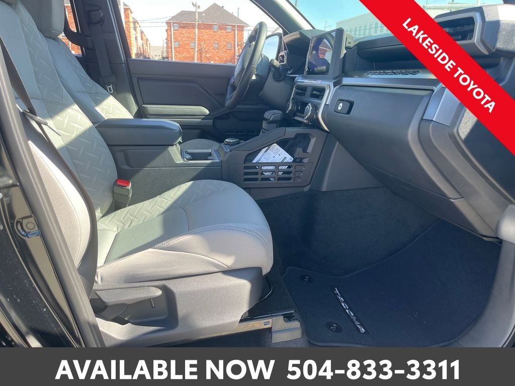 Certified 2025 Toyota Tacoma SR5 image 22