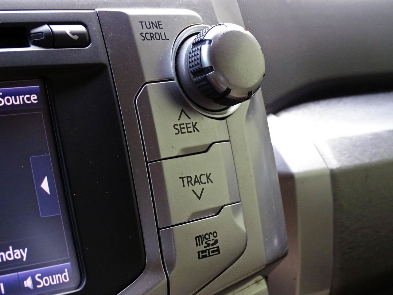 Used 2018 Toyota 4Runner SR5 RWD image 35