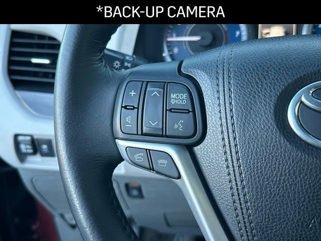 Used 2015 Toyota Sienna XLE image 6