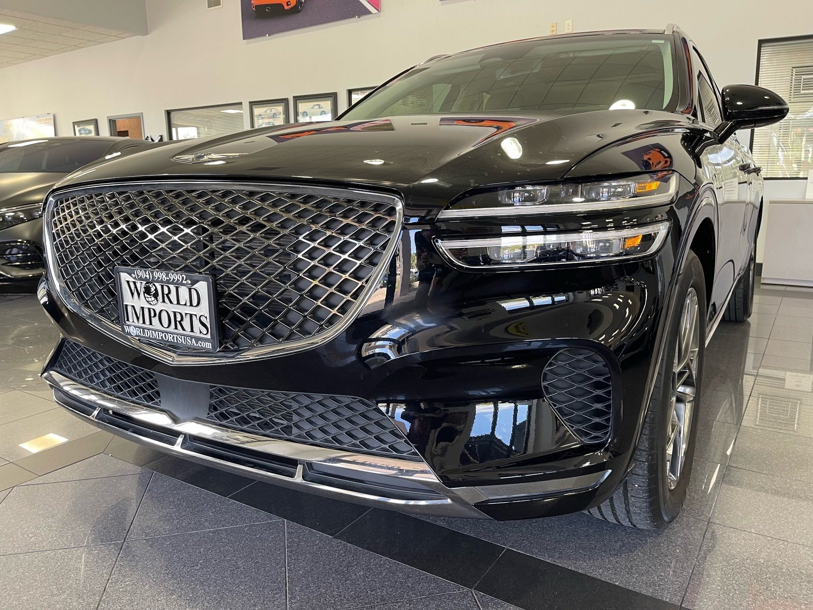 Used 2025 Genesis GV70 2.5T w/ Select Package AWD/4WD image 11