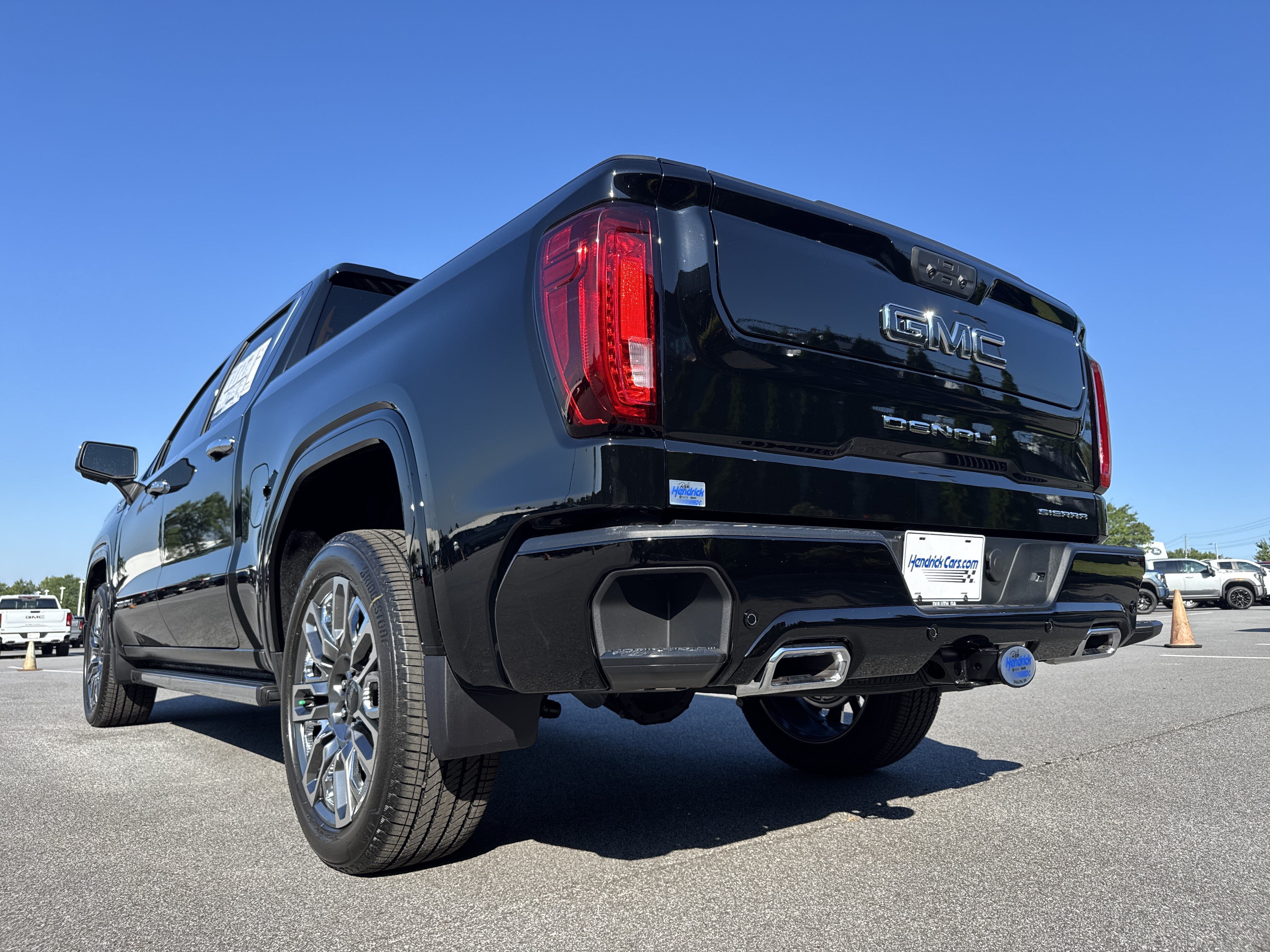 New 2026 GMC Sierra 1500 Denali Ultimate AWD/4WD image 8