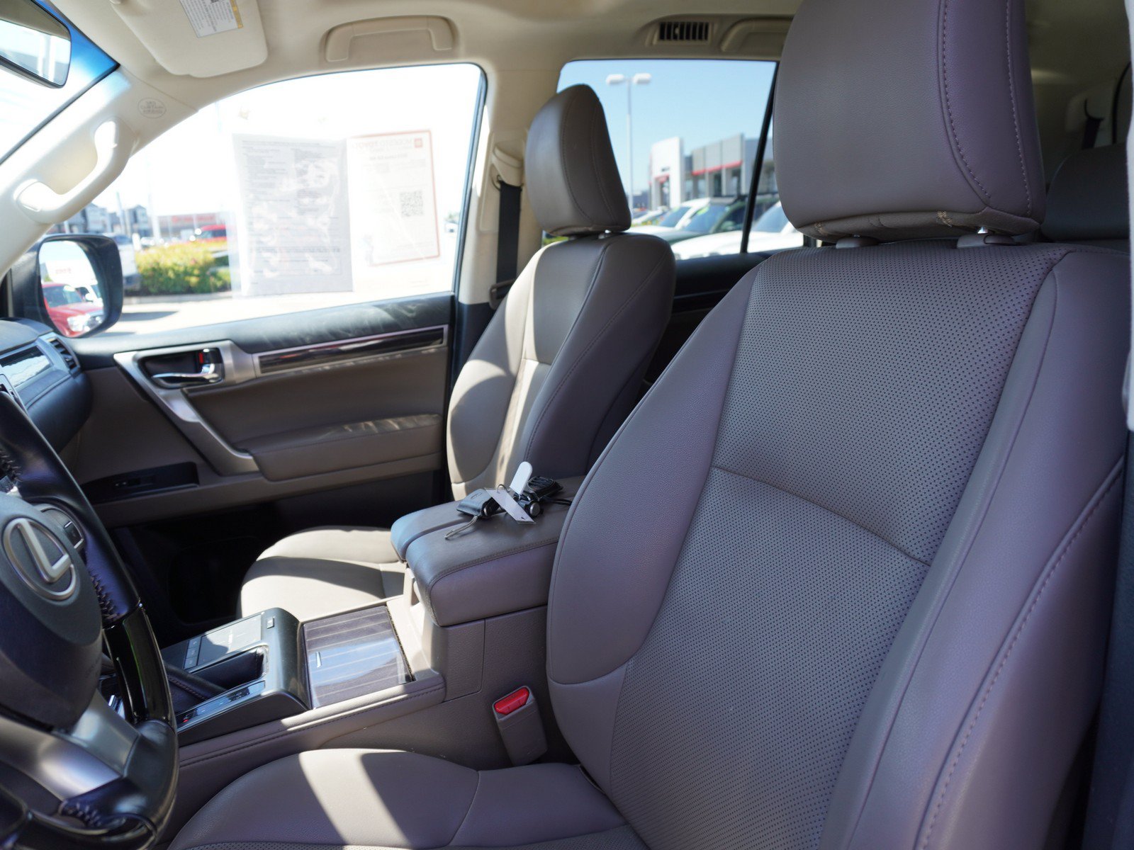 Used 2022 Lexus GX 460 Premium w/ Premium Package AWD/4WD image 24