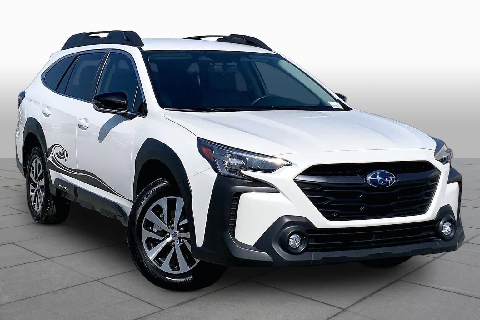 Used 2024 Subaru Outback Premium AWD/4WD image 3