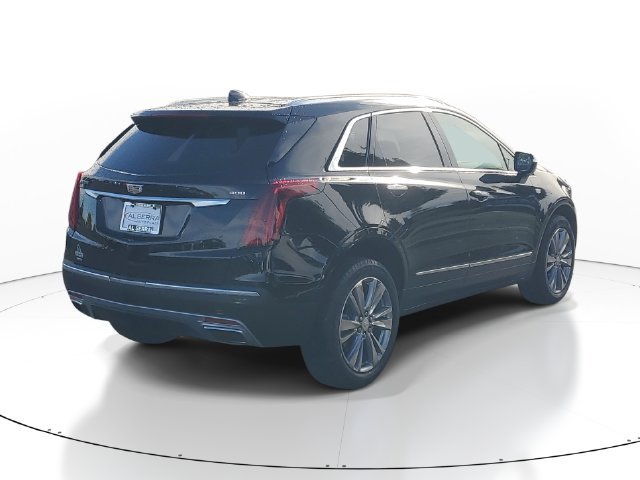 Certified 2024 Cadillac XT5 Premium Luxury w/ LPO, Floor Liner Package AWD/4WD image 4
