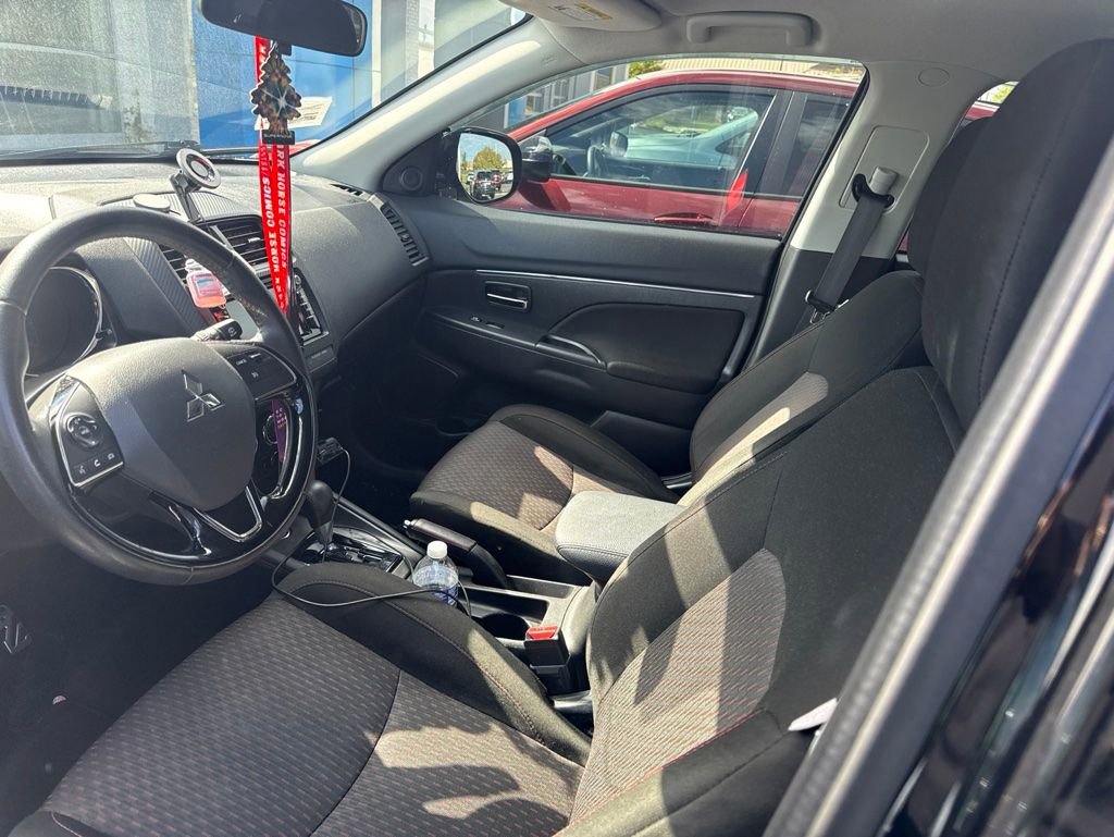 Used 2018 Mitsubishi Outlander Sport LE AWD/4WD image 9