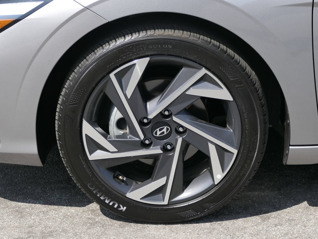 Certified 2025 Hyundai Elantra Sport w/ Cargo Package FWD image 10