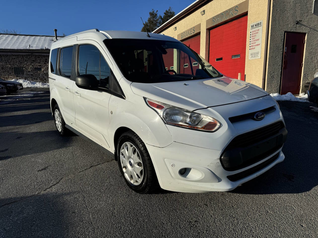 Used 2017 Ford Transit Connect XLT FWD image 8