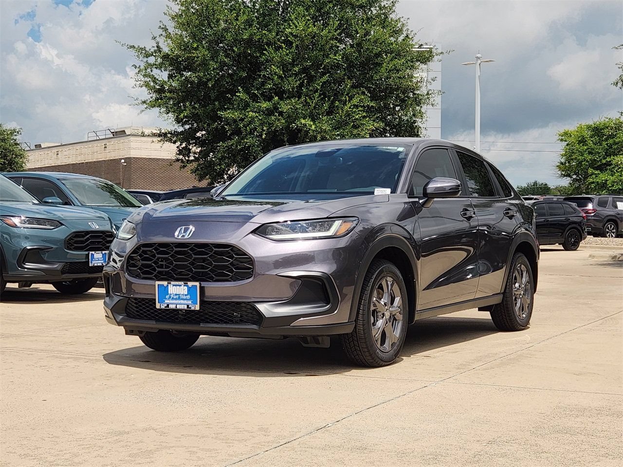 New 2027 Honda HR-V LX image 2