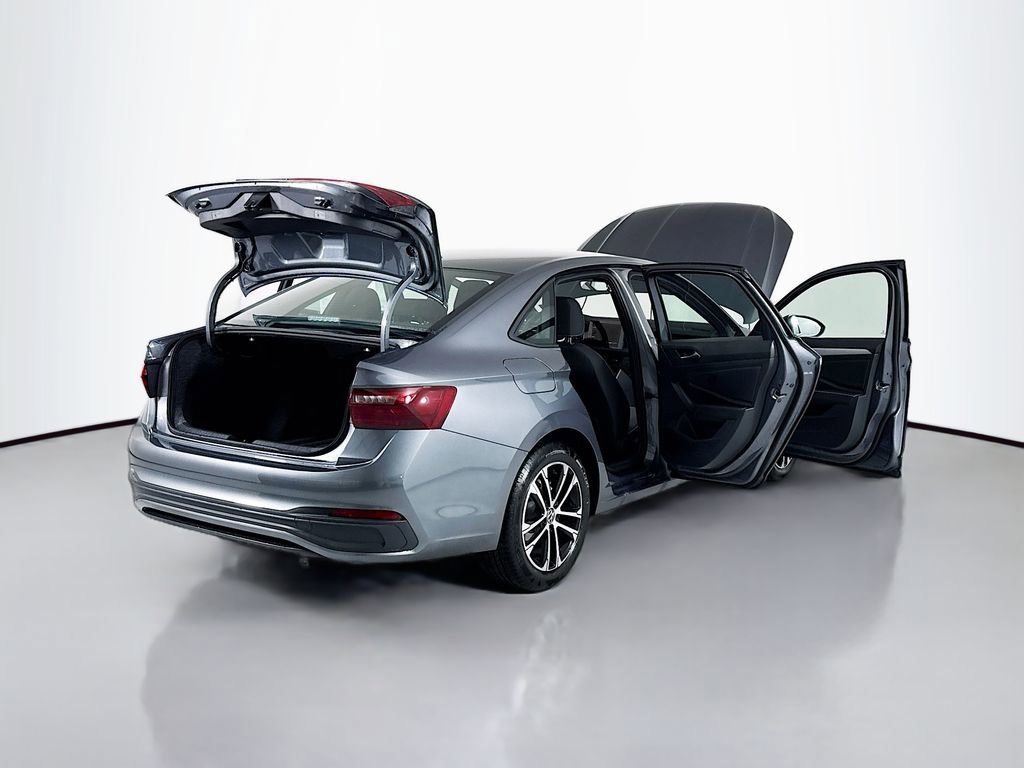 Used 2025 Volkswagen Jetta Sport image 23
