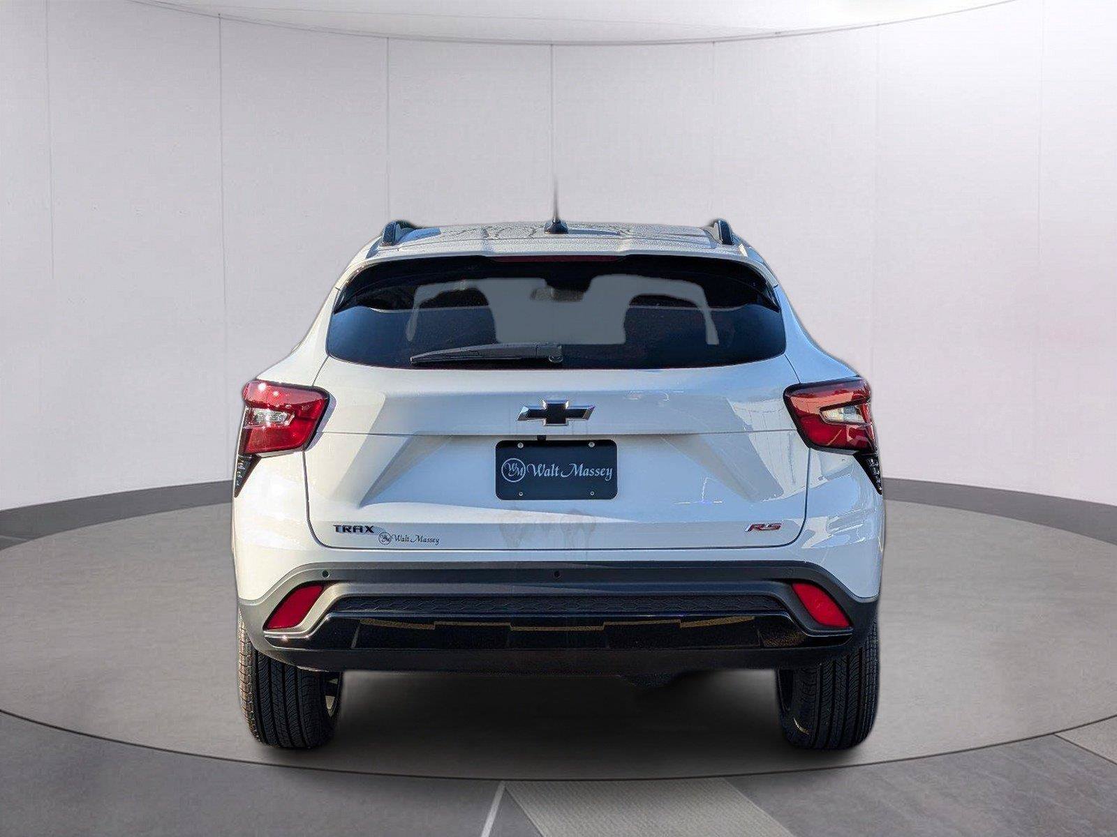 New 2026 Chevrolet Trax RS w/ Driver Confidence Package FWD image 4