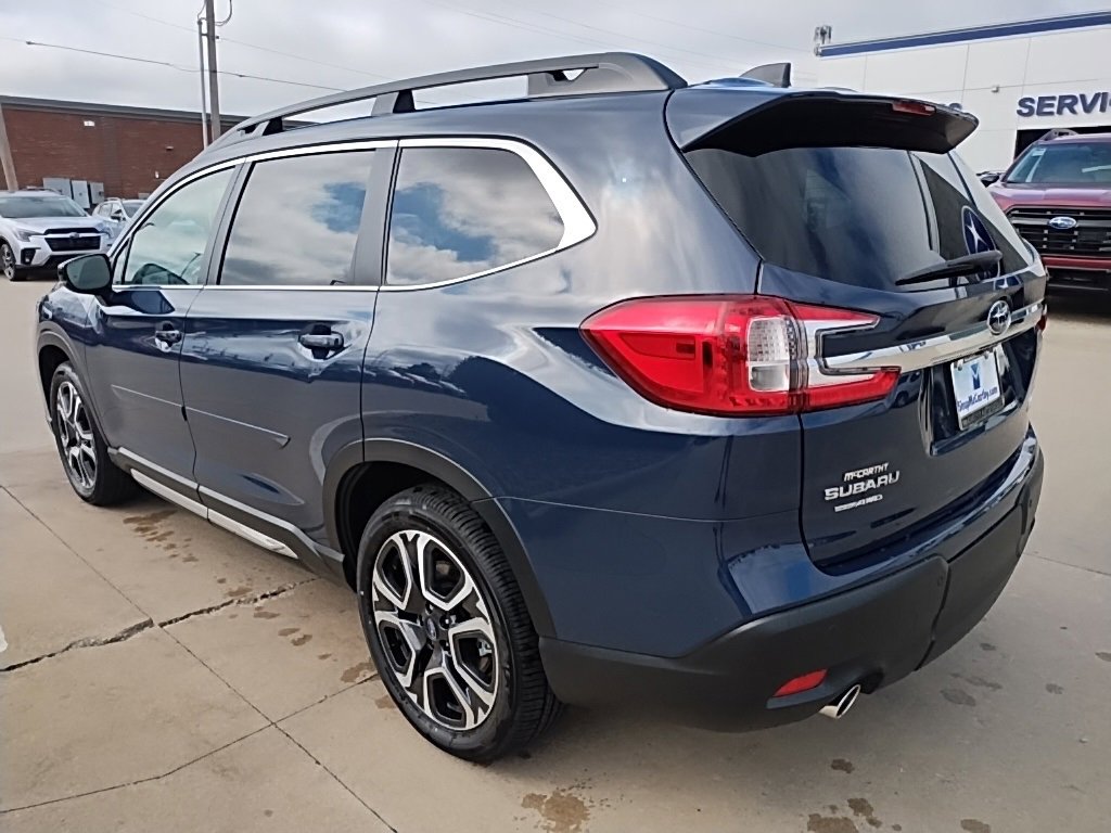 New 2025 Subaru Ascent Limited image 10