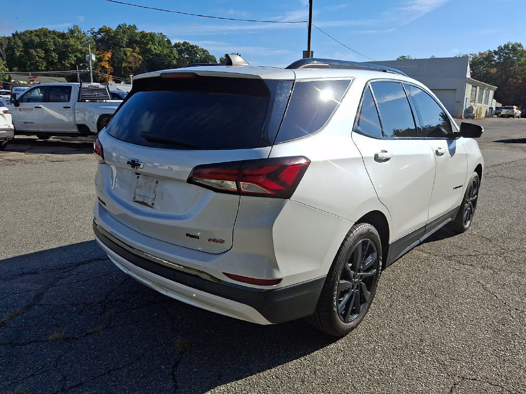 Used 2022 Chevrolet Equinox RS w/ RS Leather Package AWD/4WD image 7