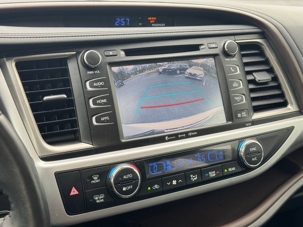 Used 2018 Toyota Highlander XLE image 37
