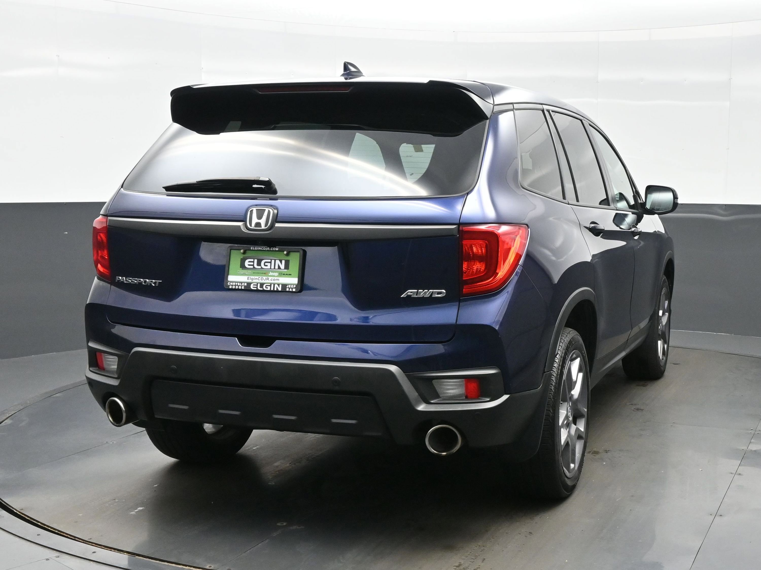 Used 2023 Honda Passport EX-L image 5