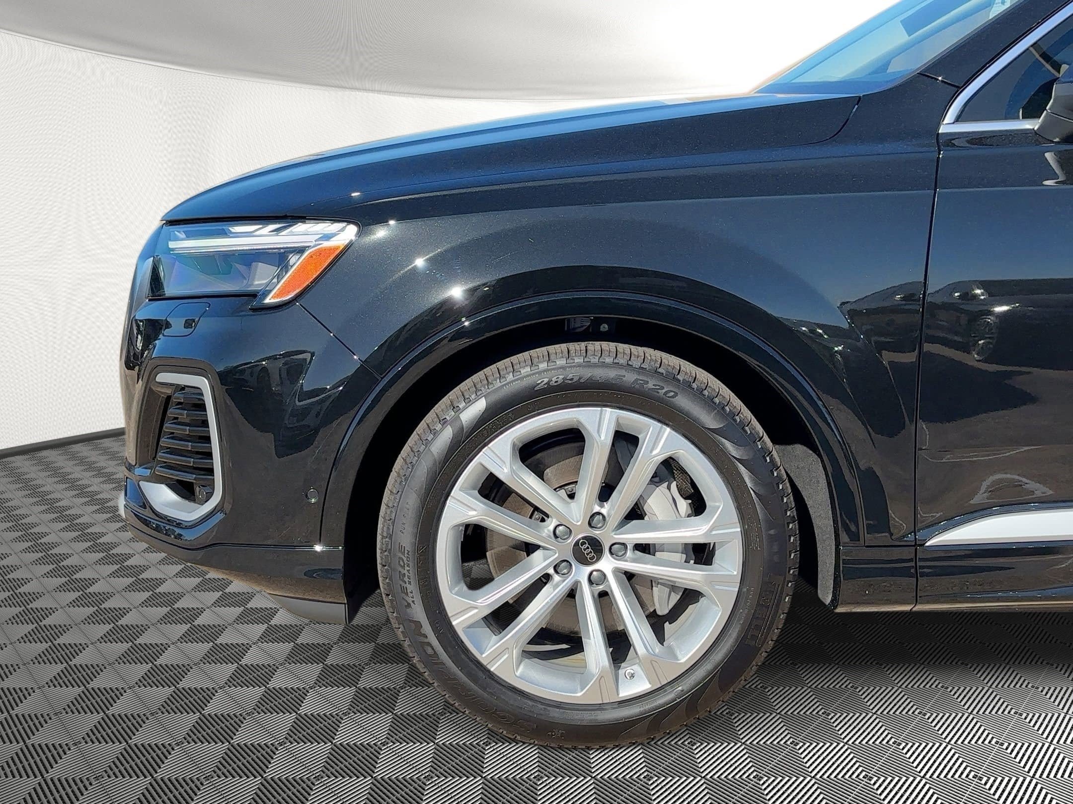 New 2026 Audi Q7 3.0T Premium Plus AWD/4WD image 11