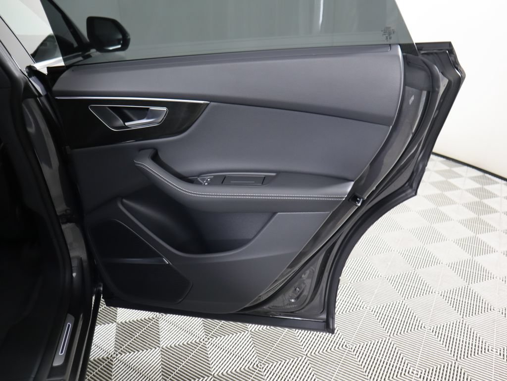 Used 2026 Audi Q8 Premium Plus w/ Premium Plus Package AWD/4WD image 28