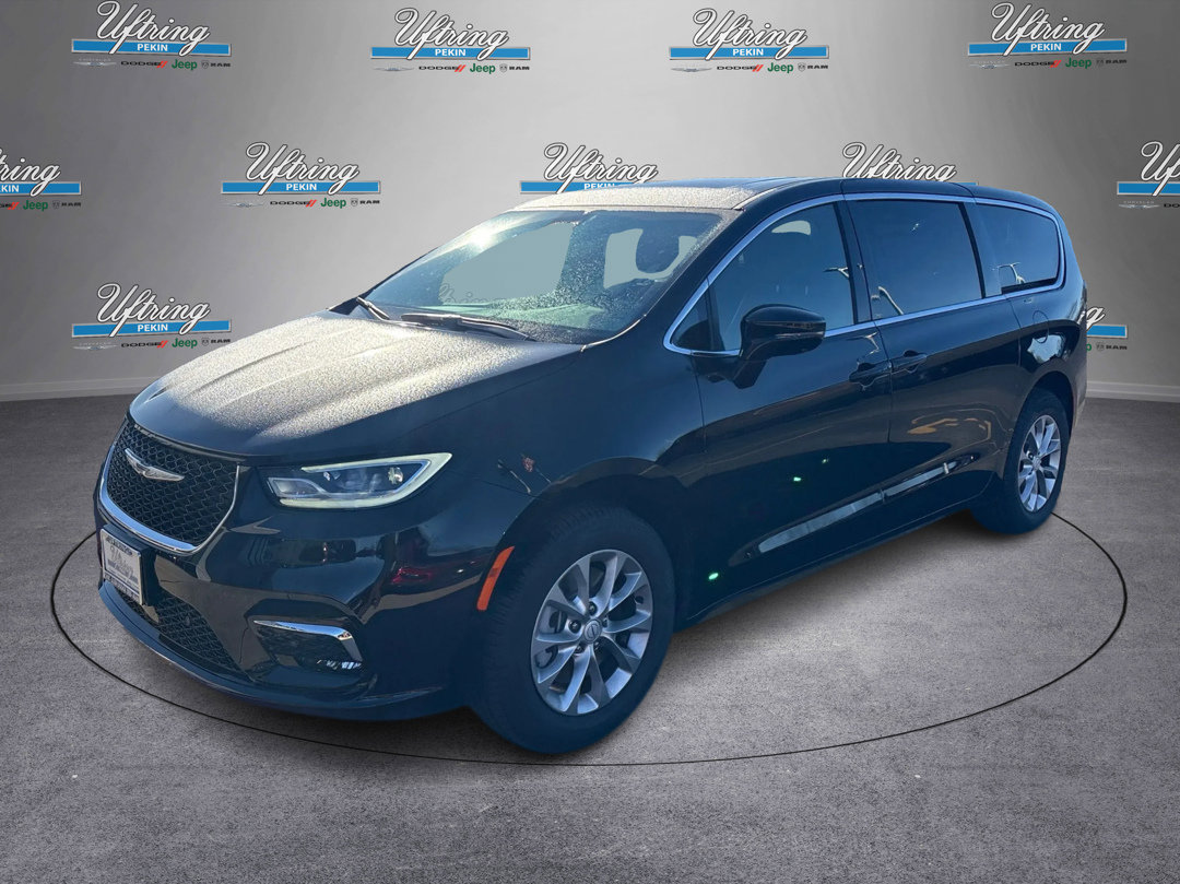 New 2026 Chrysler Pacifica Limited image 7