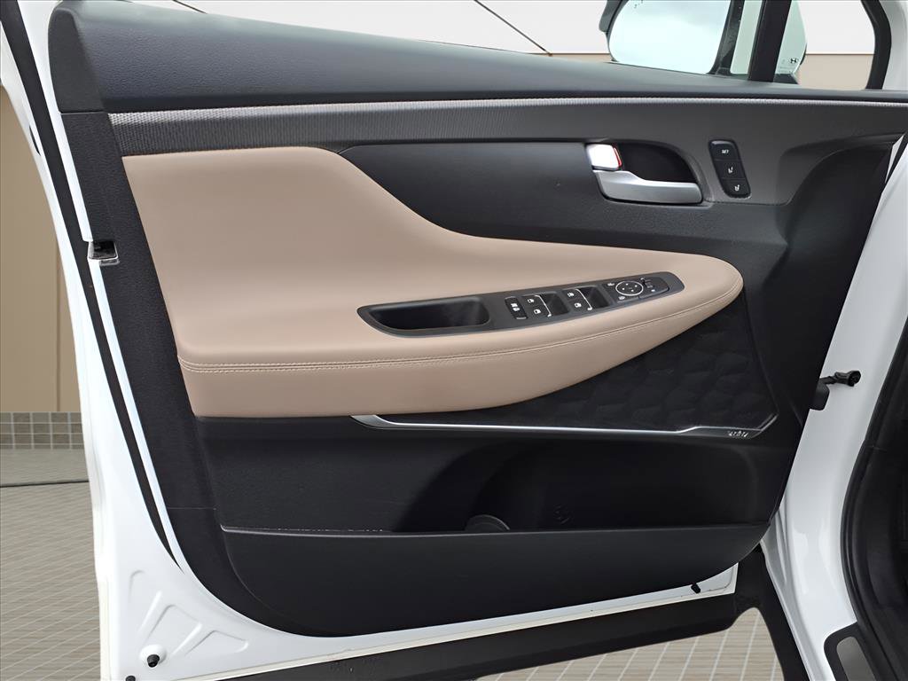 Used 2019 Hyundai Santa Fe AWD image 24