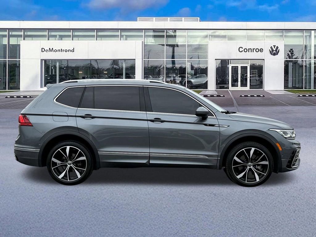 Used 2022 Volkswagen Tiguan SEL R-Line AWD/4WD image 4