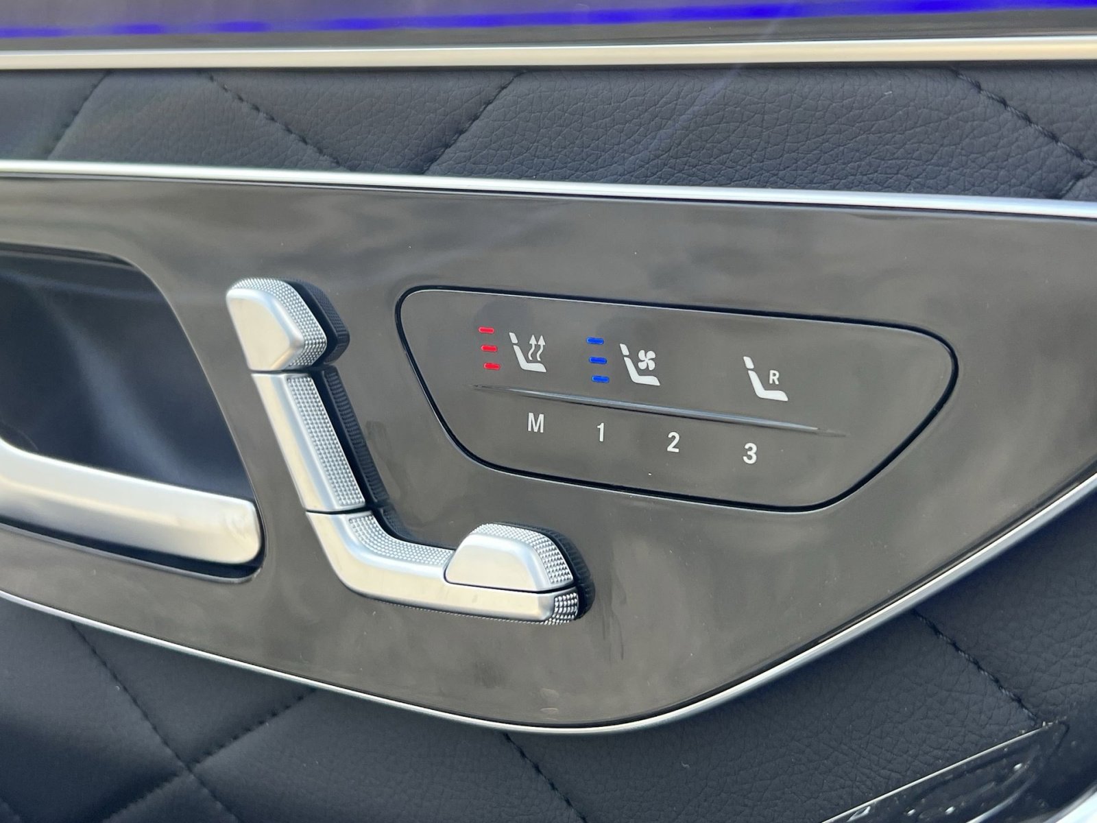 New 2026 Mercedes-Benz S 580 4MATIC Sedan image 34