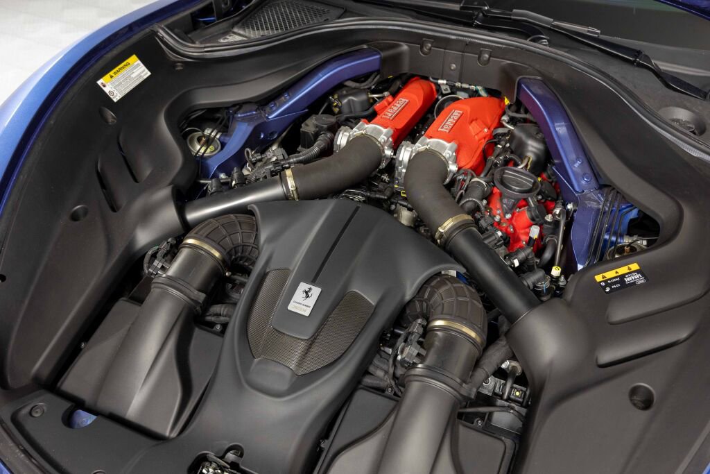Certified 2021 Ferrari Roma image 34