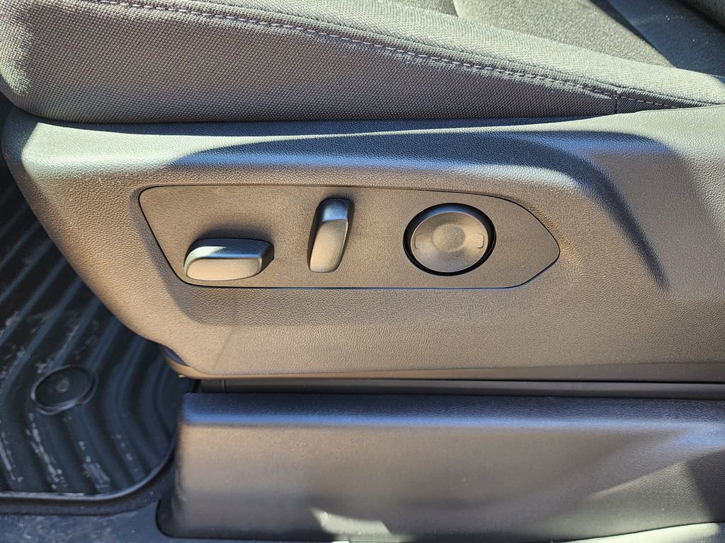 New 2026 GMC Sierra 1500 Elevation image 18