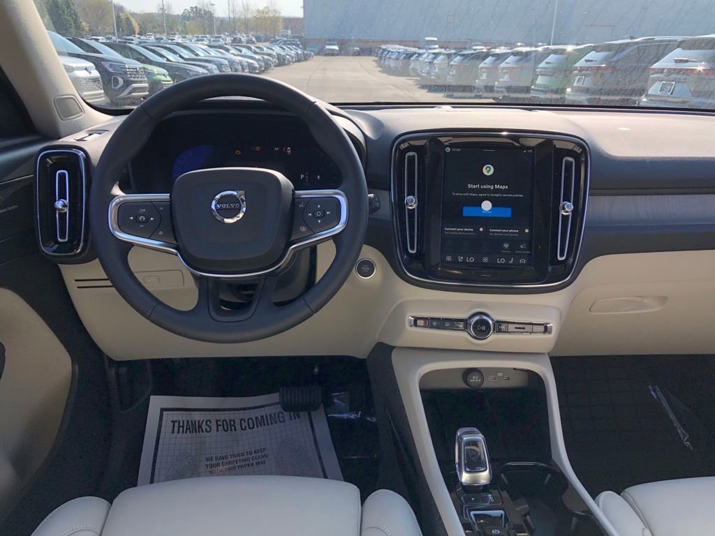 New 2026 Volvo XC40 B5 Ultra w/ Protection Package Premier AWD/4WD image 16