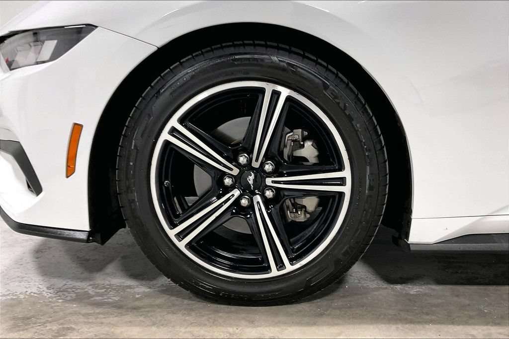 Used 2024 Ford Mustang Premium RWD image 10
