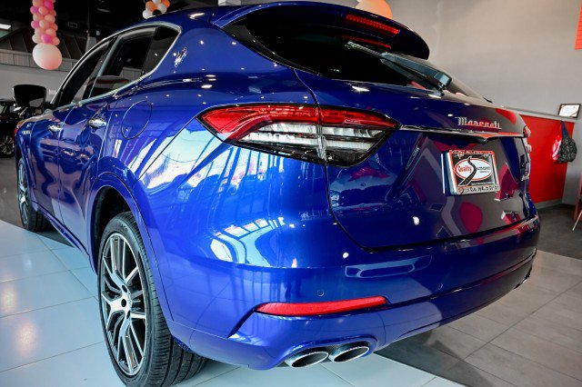 Used 2022 Maserati Levante GT image 12
