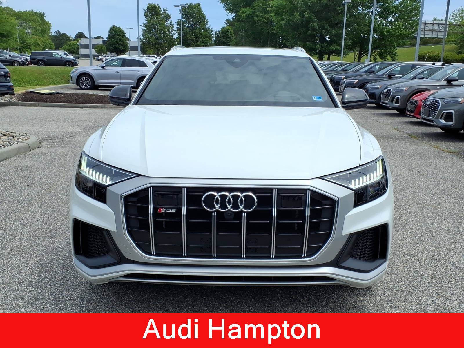 Used 2023 Audi SQ8 Prestige AWD/4WD image 2