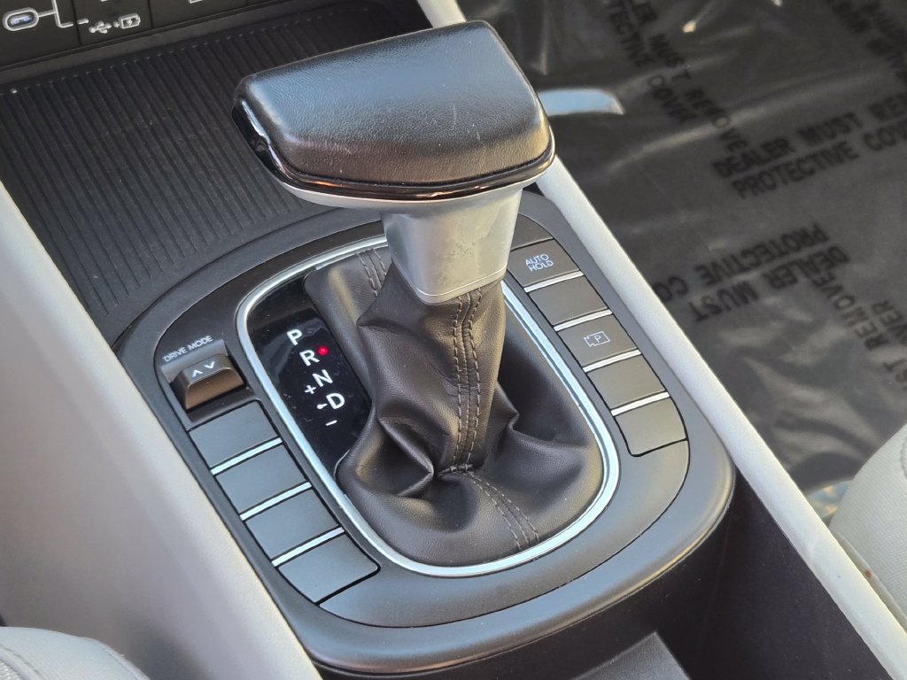 Used 2024 Hyundai Kona SEL FWD image 38