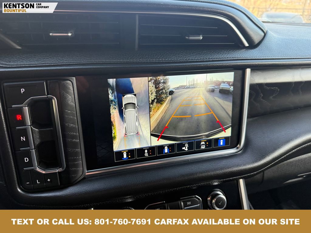 Used 2022 GMC Yukon XL Denali image 30