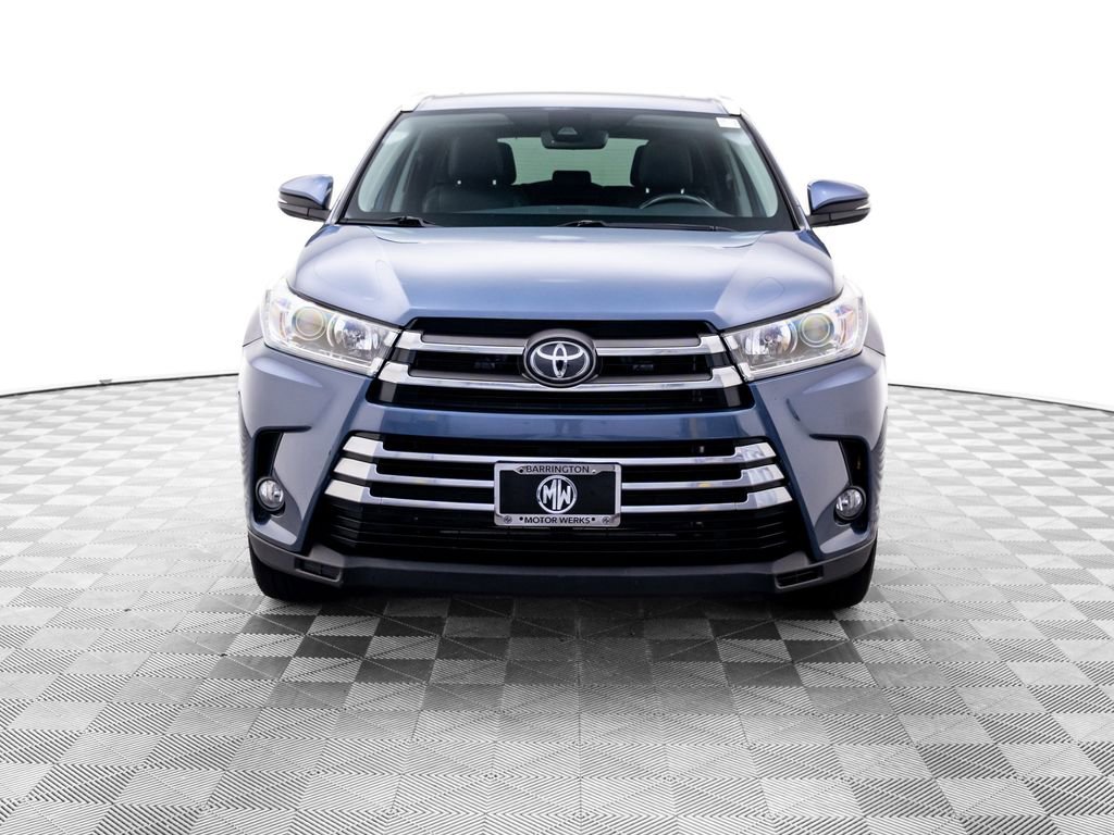 Used 2018 Toyota Highlander Limited image 9