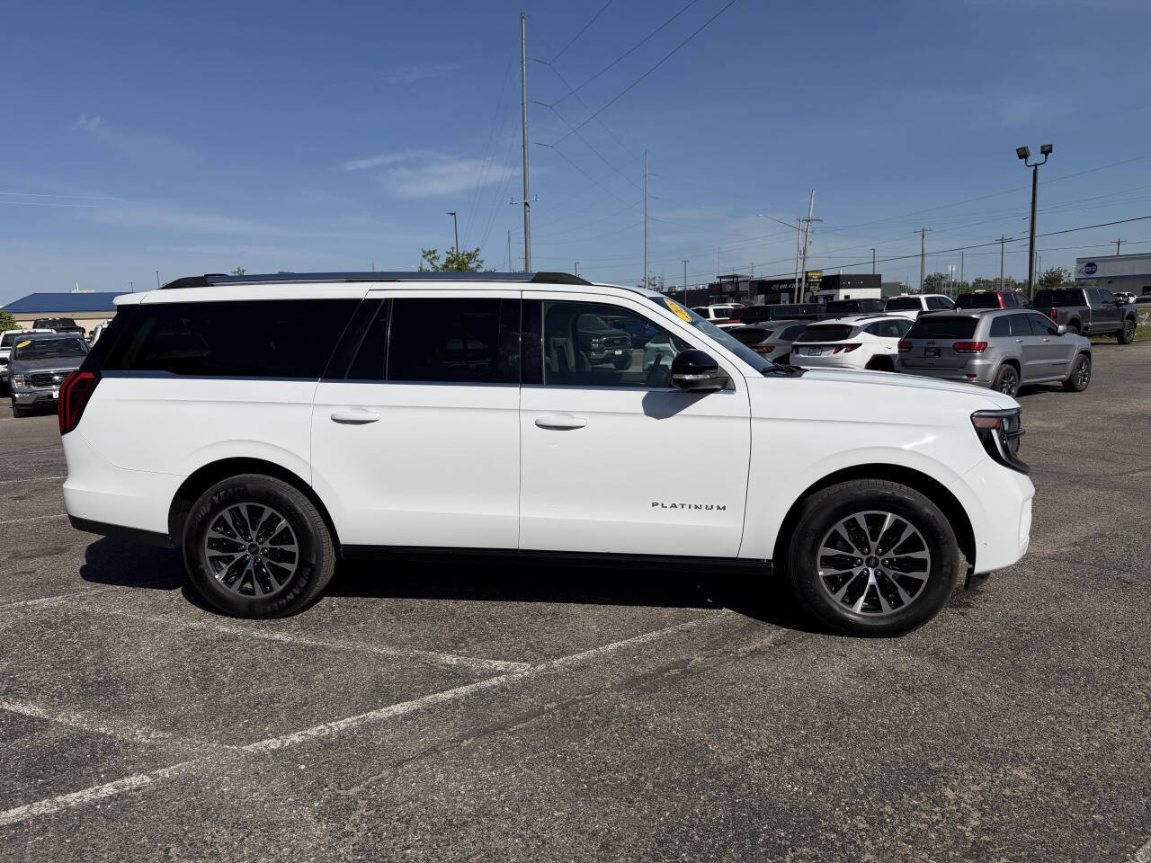 Used 2025 Ford Expedition Max Platinum AWD/4WD image 6