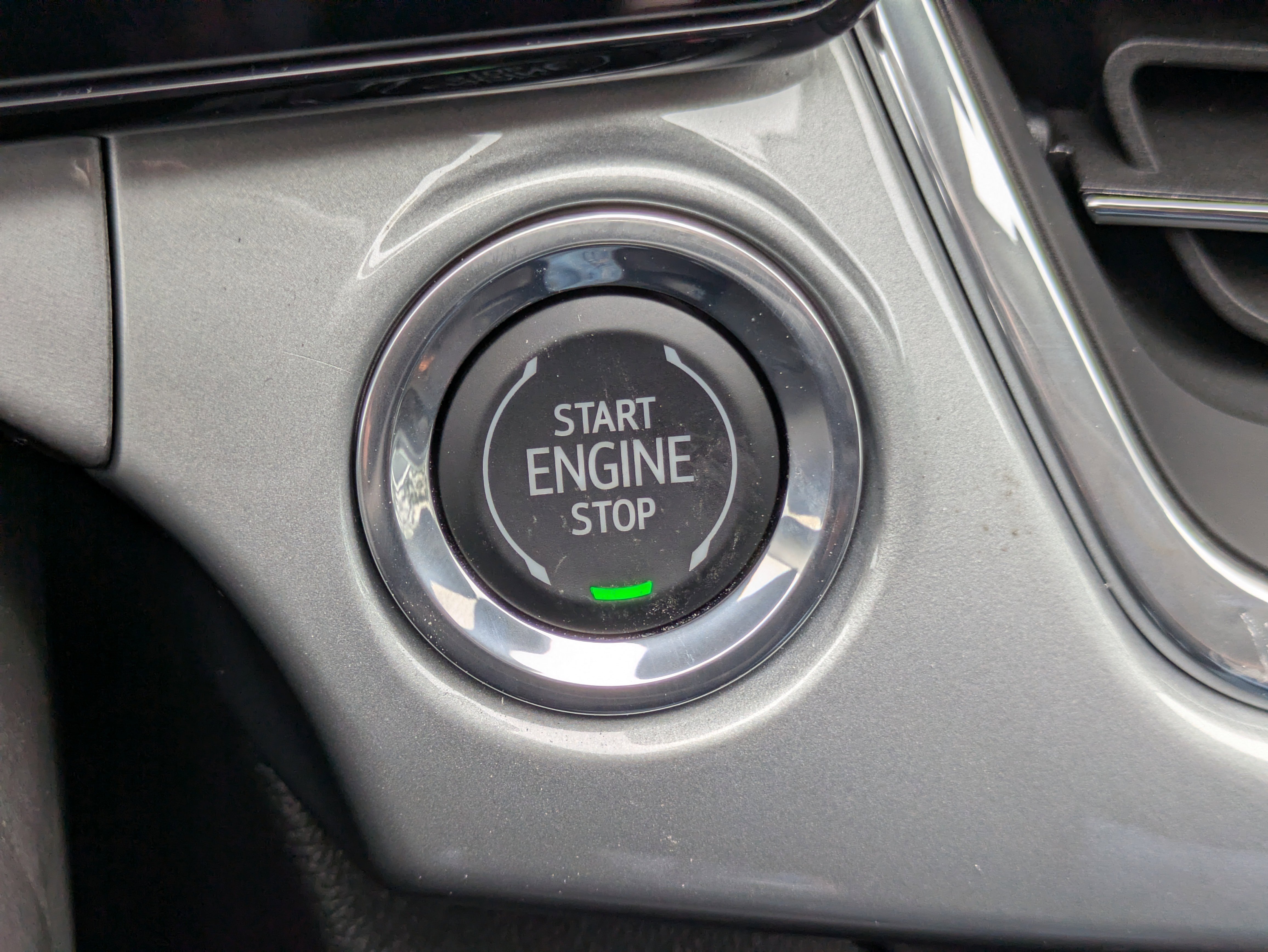 New 2025 Chevrolet Trax LT w/ Driver Confidence Package FWD image 19