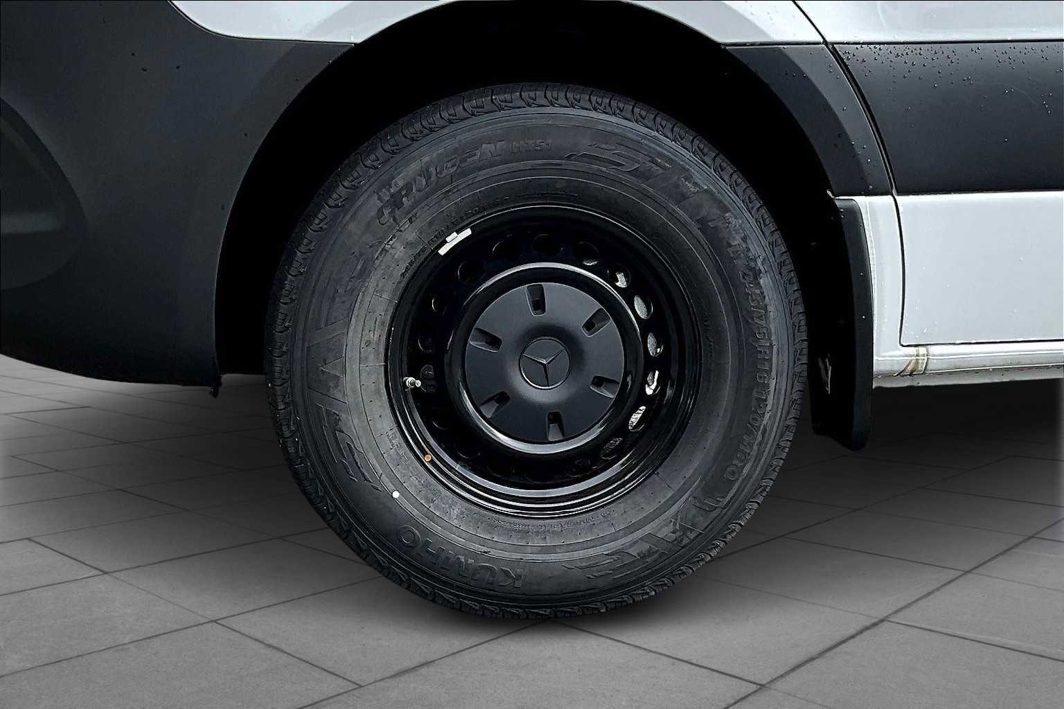 New 2025 Mercedes-Benz Sprinter 2500 image 17
