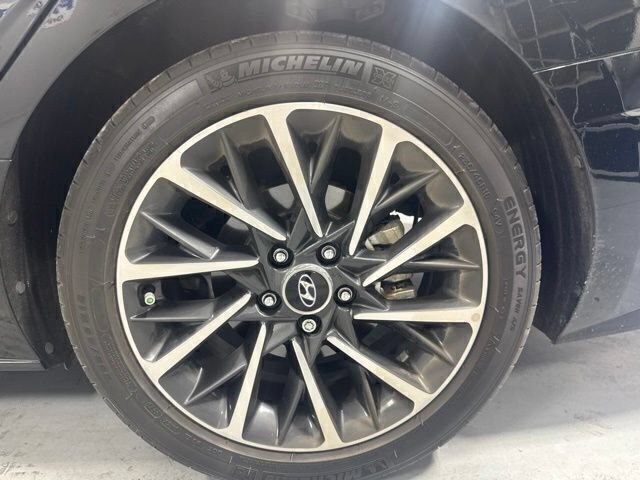 Used 2020 Hyundai Sonata Limited w/ Cargo Package FWD image 9