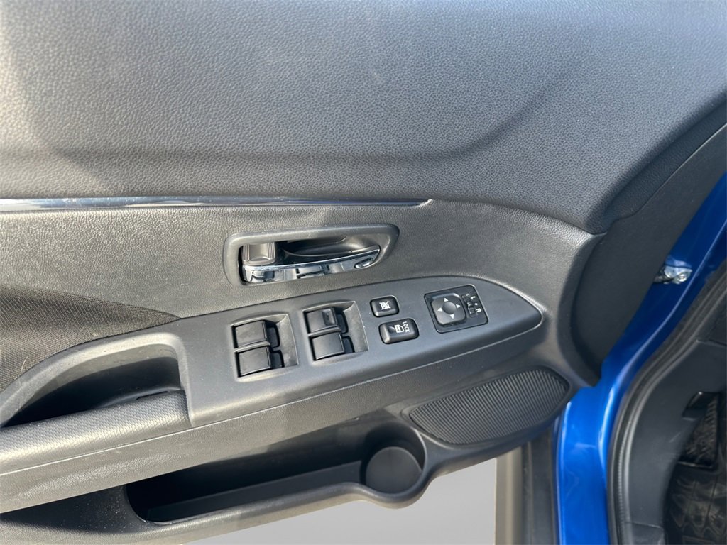 Used 2024 Mitsubishi Outlander Sport LE image 14