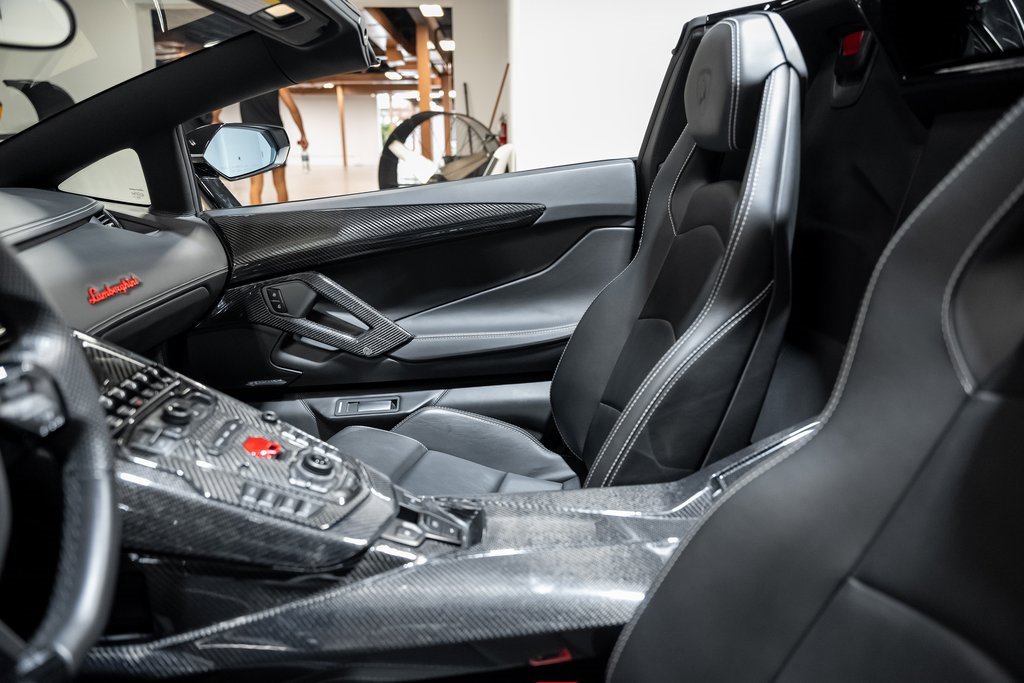 Used 2017 Lamborghini Aventador LP 700-4 image 63