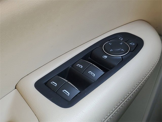 Used 2018 Cadillac XT5 FWD image 22