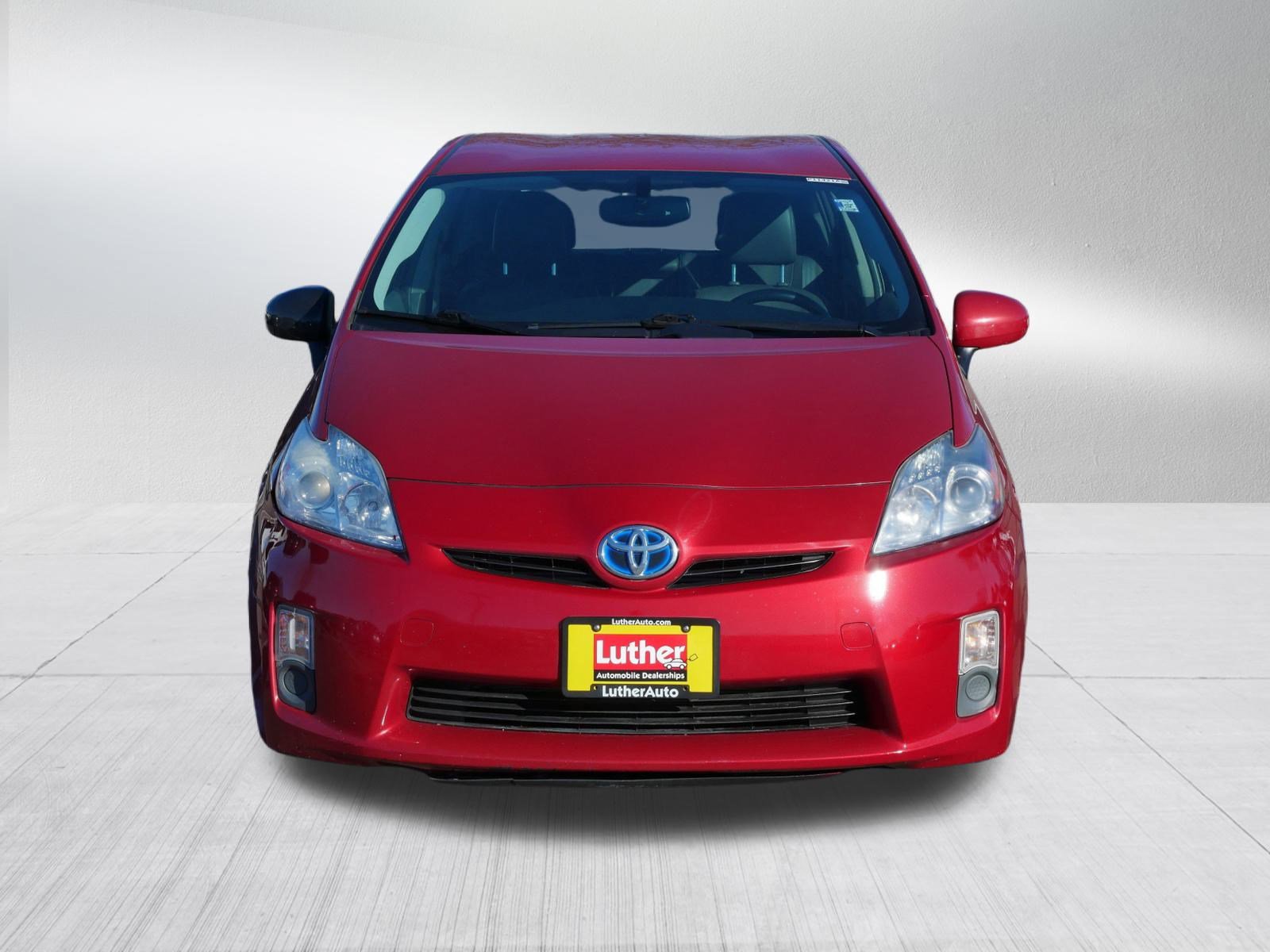 Used 2010 Toyota Prius Five image 2
