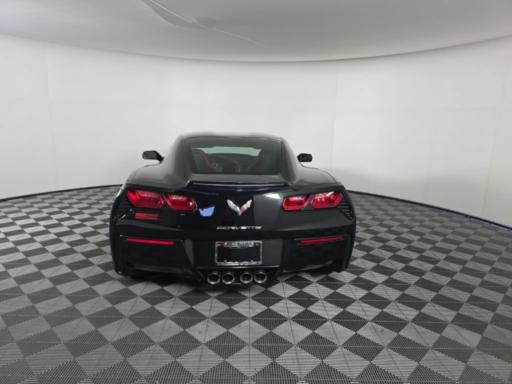 Used 2019 Chevrolet Corvette Stingray Coupe w/ 2LT Preferred Equipment Group RWD image 4