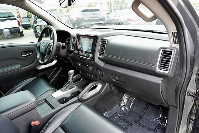 Certified 2024 Nissan Frontier SL w/ Technology Package RWD image 17